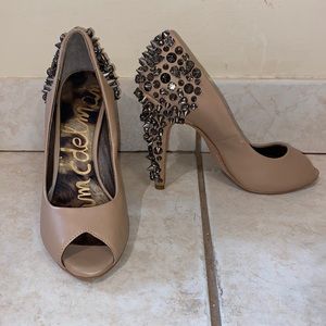 *****2 for $25*****. Sam Edelman studded and nude heels sz7.5